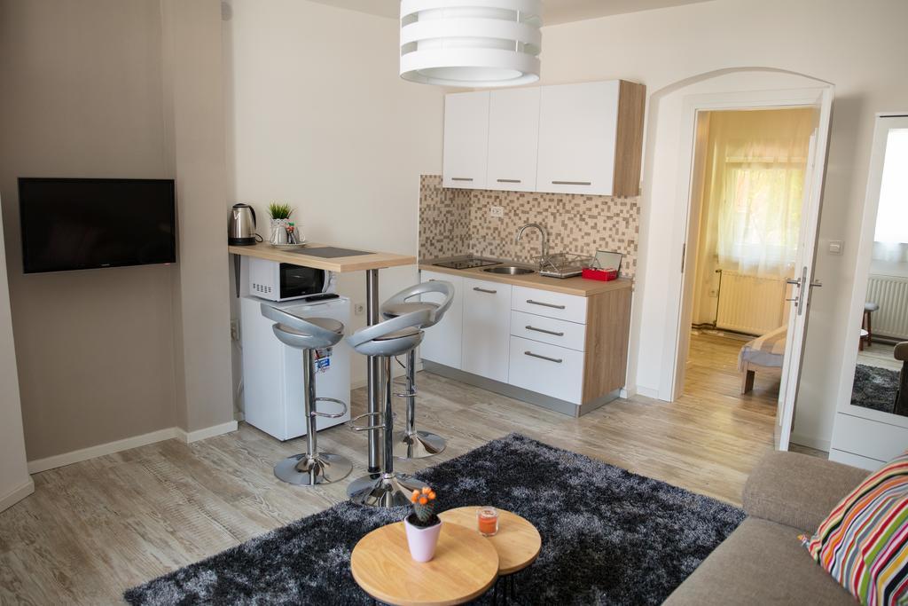 Apartment Impression Осиек Екстериор снимка