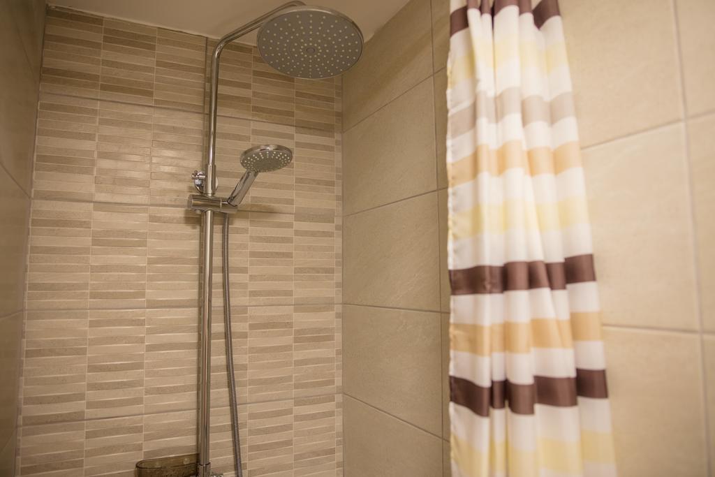 Apartment Impression Осиек Екстериор снимка