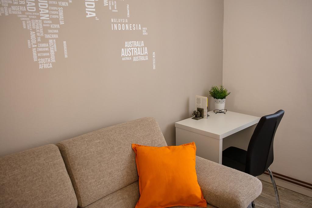 Apartment Impression Осиек Екстериор снимка
