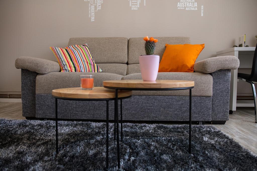 Apartment Impression Осиек Екстериор снимка